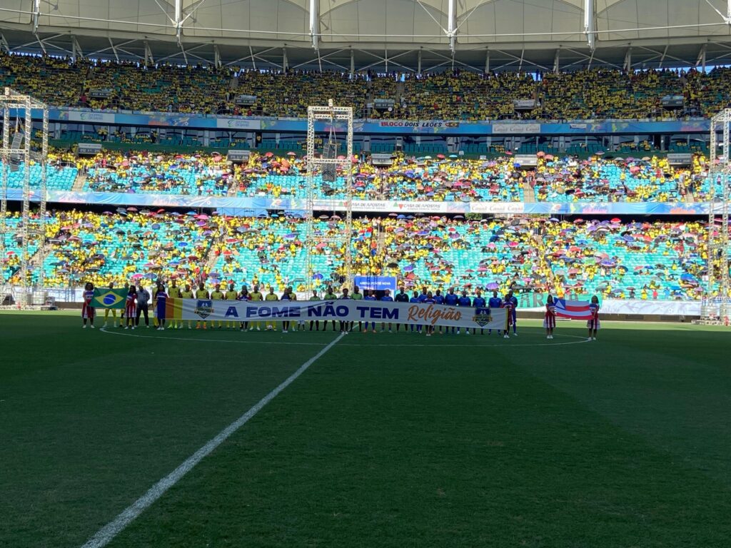 Partida esportiva beneficente, Driblando a Fome tem recorde de público e muitos gols