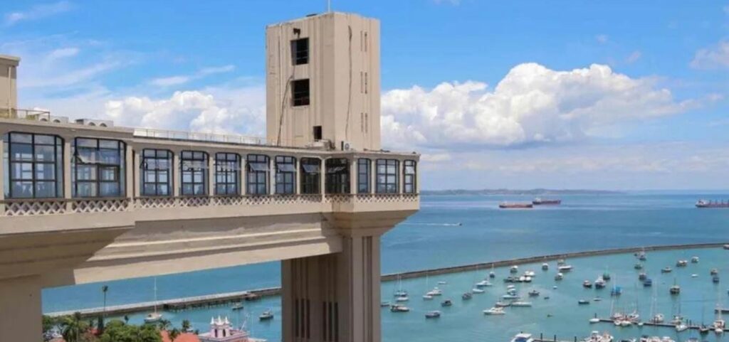 Elevador Lacerda terá novo horário de funcionamento; confira