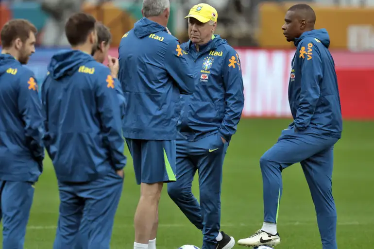 Ancelotti promove mudanças na Seleção para confronto contra o Paraguai nesta terça