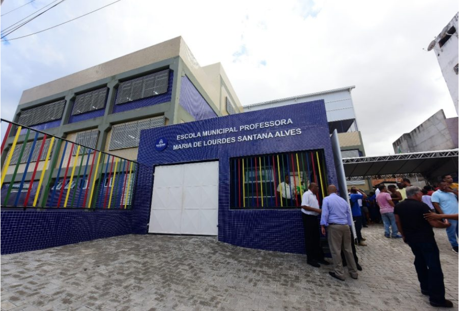 Prefeitura de Salvador garante merenda escolar durante greve após recomendação do MP
